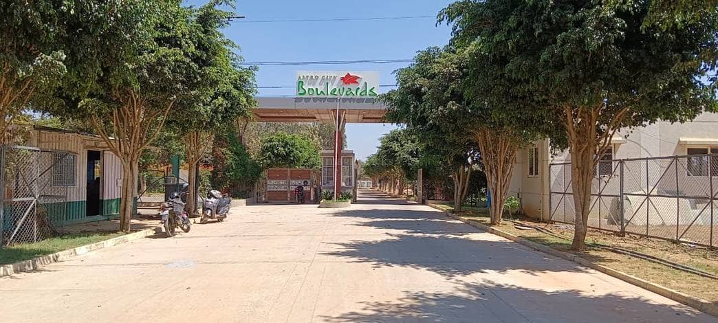 Approach road at Astro Boulevards
